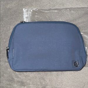 Lululemon denim large belt bag NWT